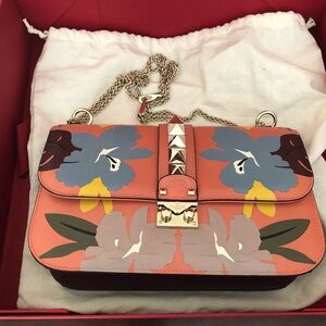 VALENTINO HAWAIIAN COUTURE LOCK
FLAP BAG